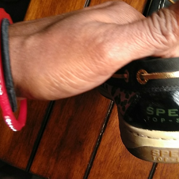 Sold - Picture 3 of 4